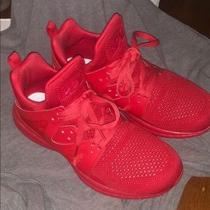 APL Womens Acend Sneakers RED